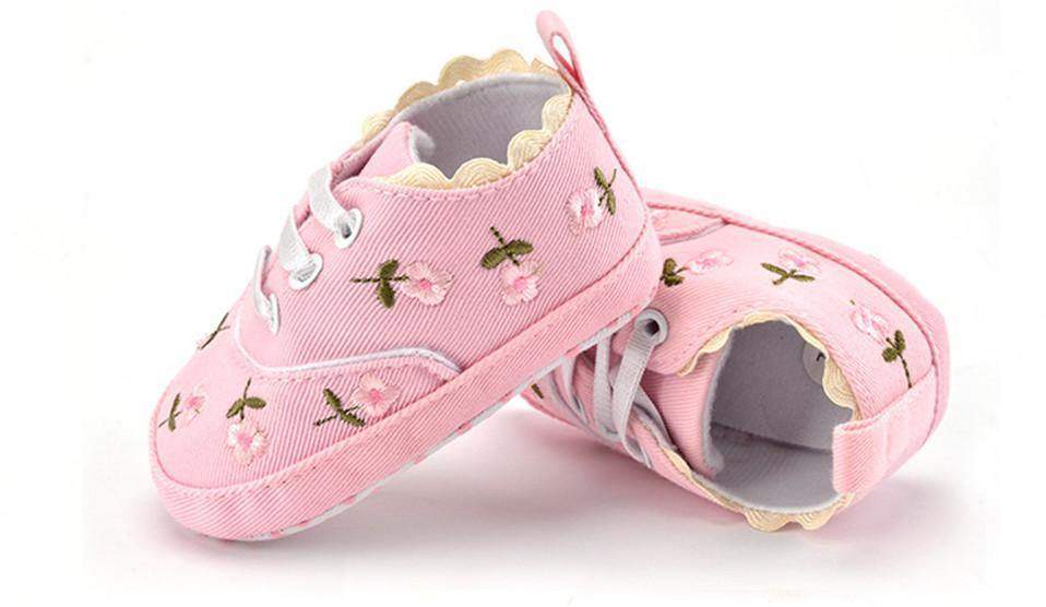 Tênis Floral Bordado Bebê Menina | 1-18 Meses-Internacional-acessório,acessório de bebê,menina,roupa menina,sapato,sapato de bebe,tenis