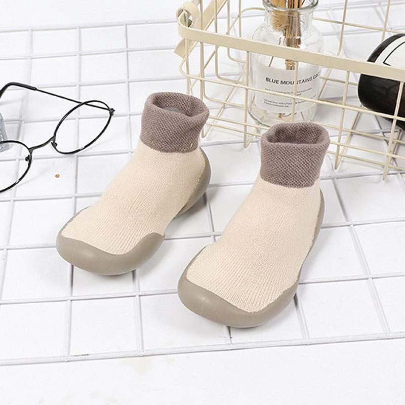 Meia-Tênis Bichinhos Cano Médio para Bebê-meia-sapato para bebê,sapato,sapato bebe menina,sapato bebe menino,sapato bebê menina 6-9 meses,sapato bebê menina 9-12 meses,sapato bebê menino 6-9 meses,sapato bebê menino 9-12 meses,sapato de bebe,sapato menina,sapato menino,tenis