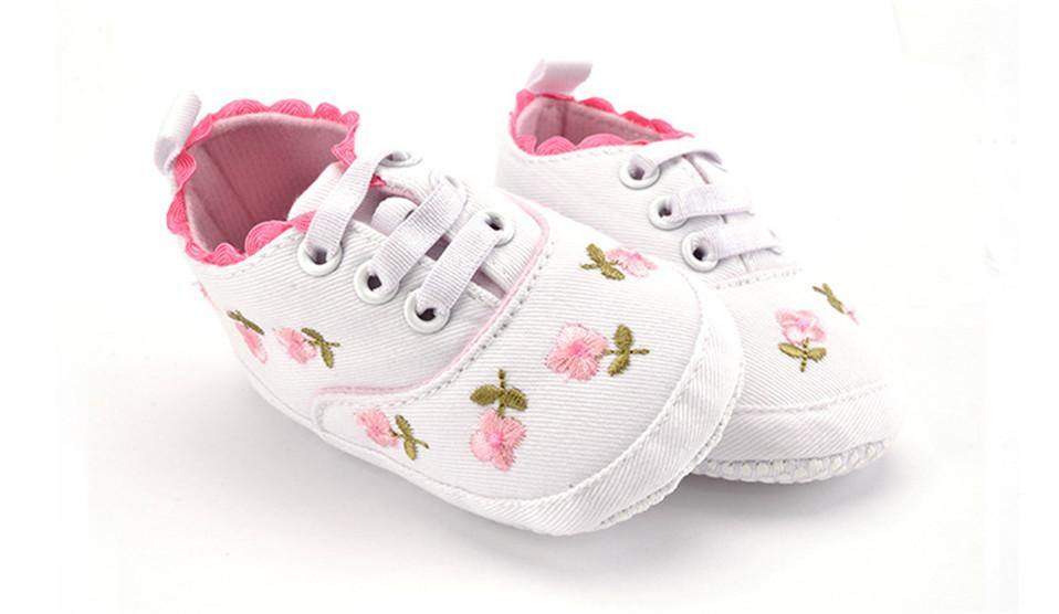Tênis Floral Bordado Bebê Menina | 1-18 Meses-Internacional-acessório,acessório de bebê,menina,roupa menina,sapato,sapato de bebe,tenis